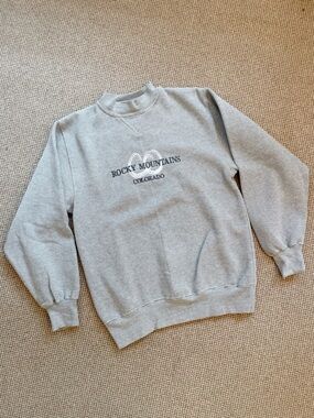 Vintage Luna Pier Rocky Mountains Colorado Sweatshirt Women’s Small  Pullover